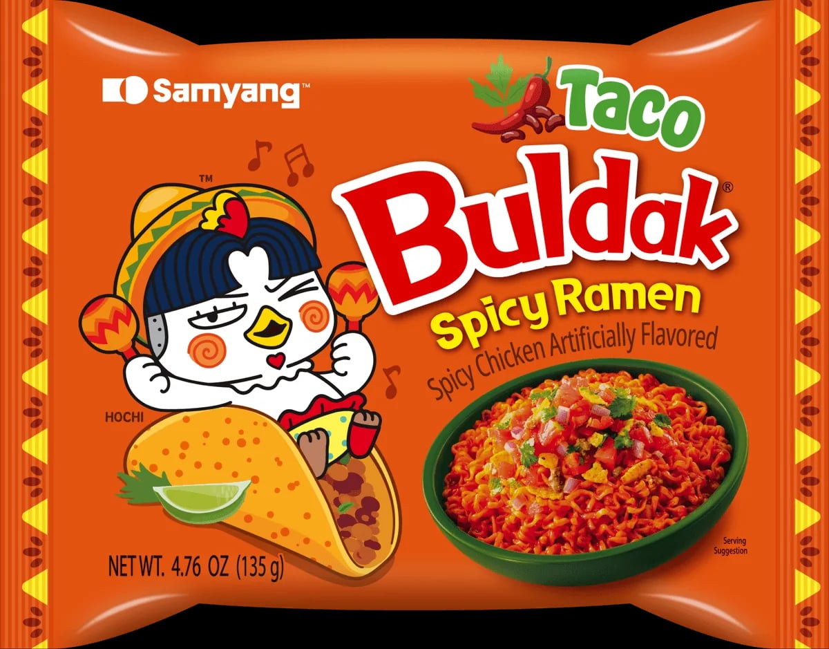 Buldak Taco Hot Chicken Flavour Ramen 135 g packaging